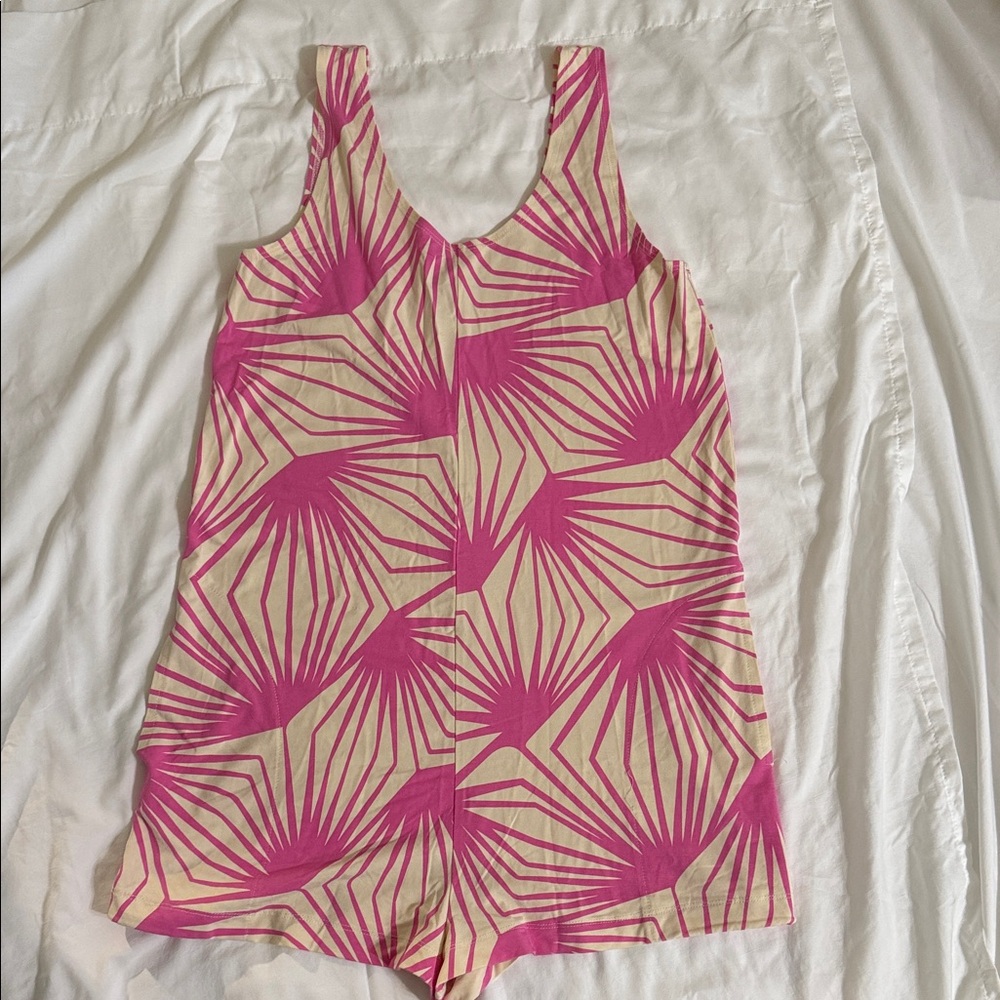 Pink and Cream Patterned Sleeveless fighting eel romper
